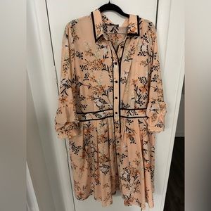 Eloquii New with tags size 24 button dress floral/peach/pink